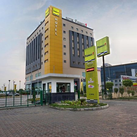 Hotel Caspia Pro Greater Noida Exteriér fotografie