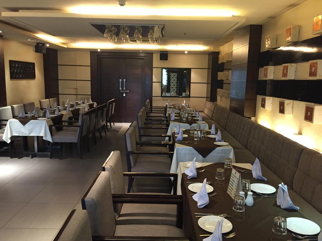Hotel Caspia Pro Greater Noida Exteriér fotografie