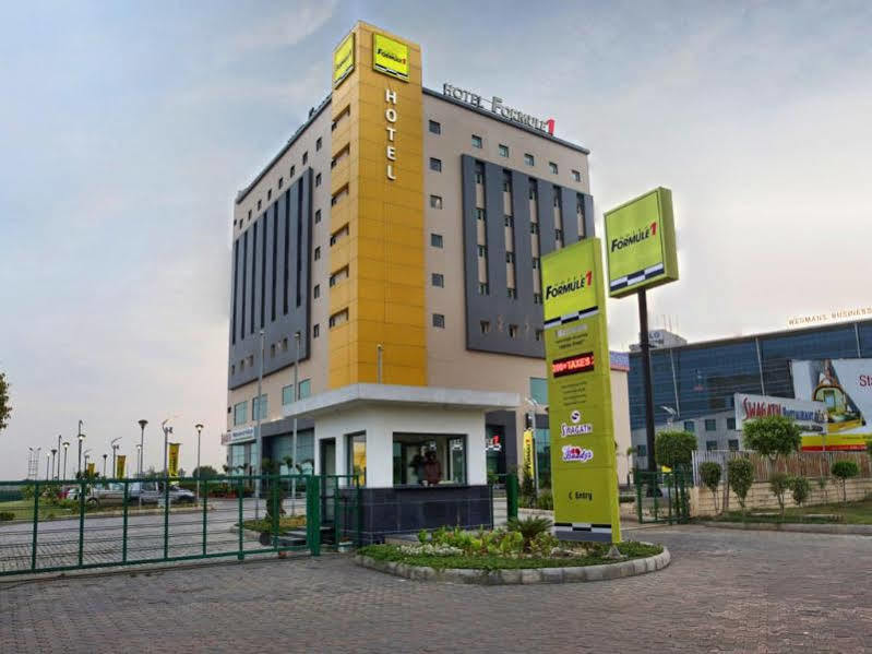 Hotel Caspia Pro Greater Noida Exteriér fotografie