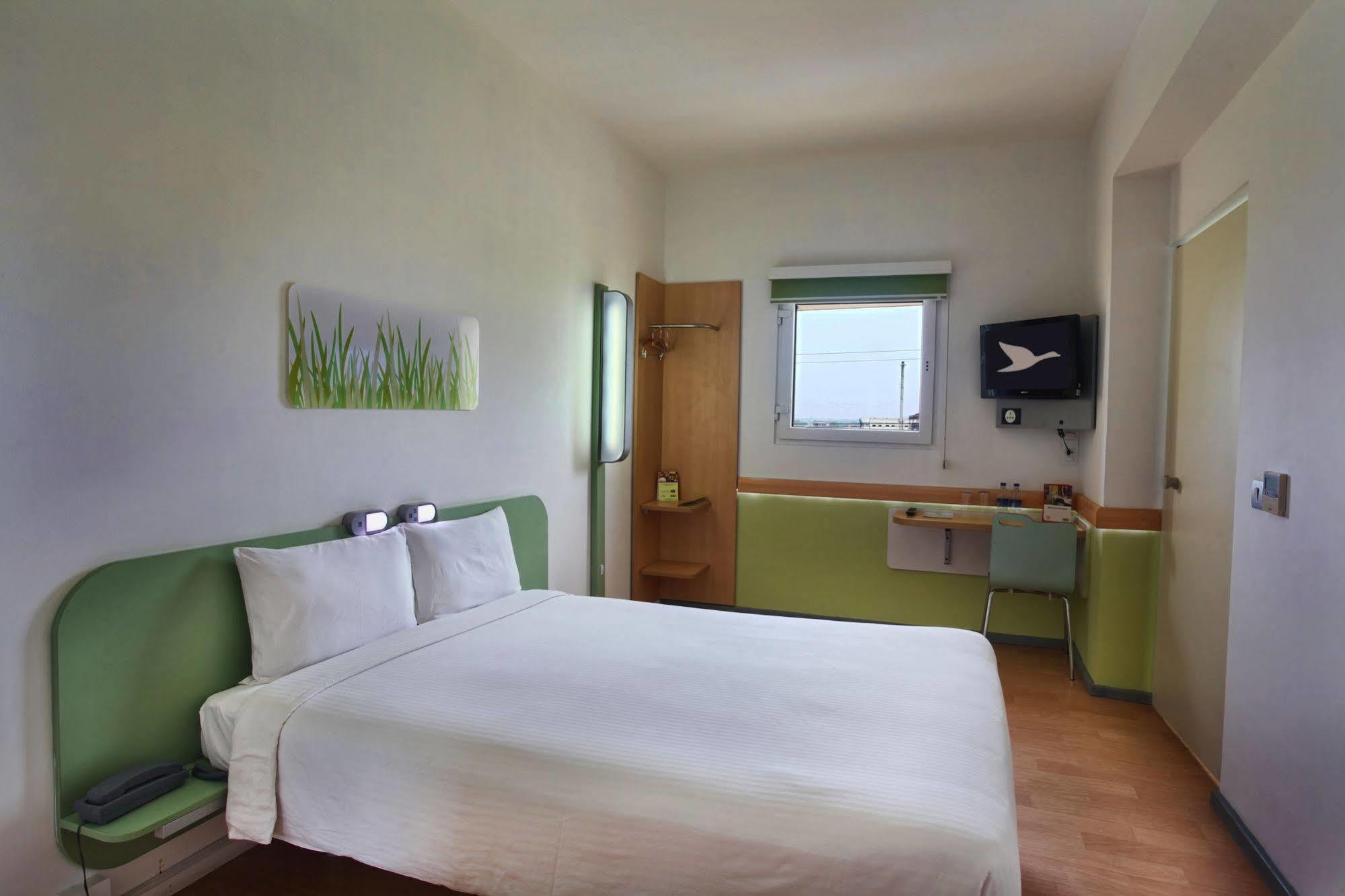 Hotel Caspia Pro Greater Noida Exteriér fotografie
